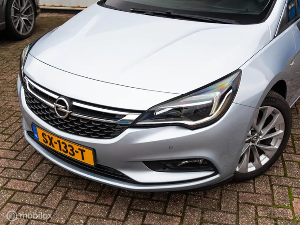 Opel Astra 2