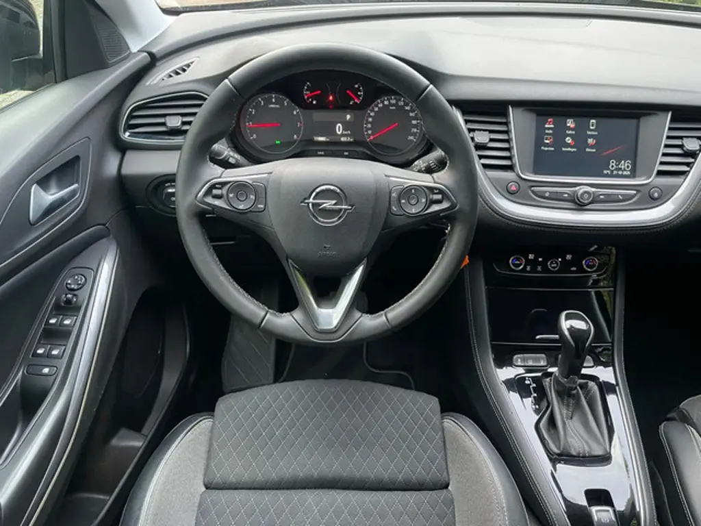 Opel Grandland X 2