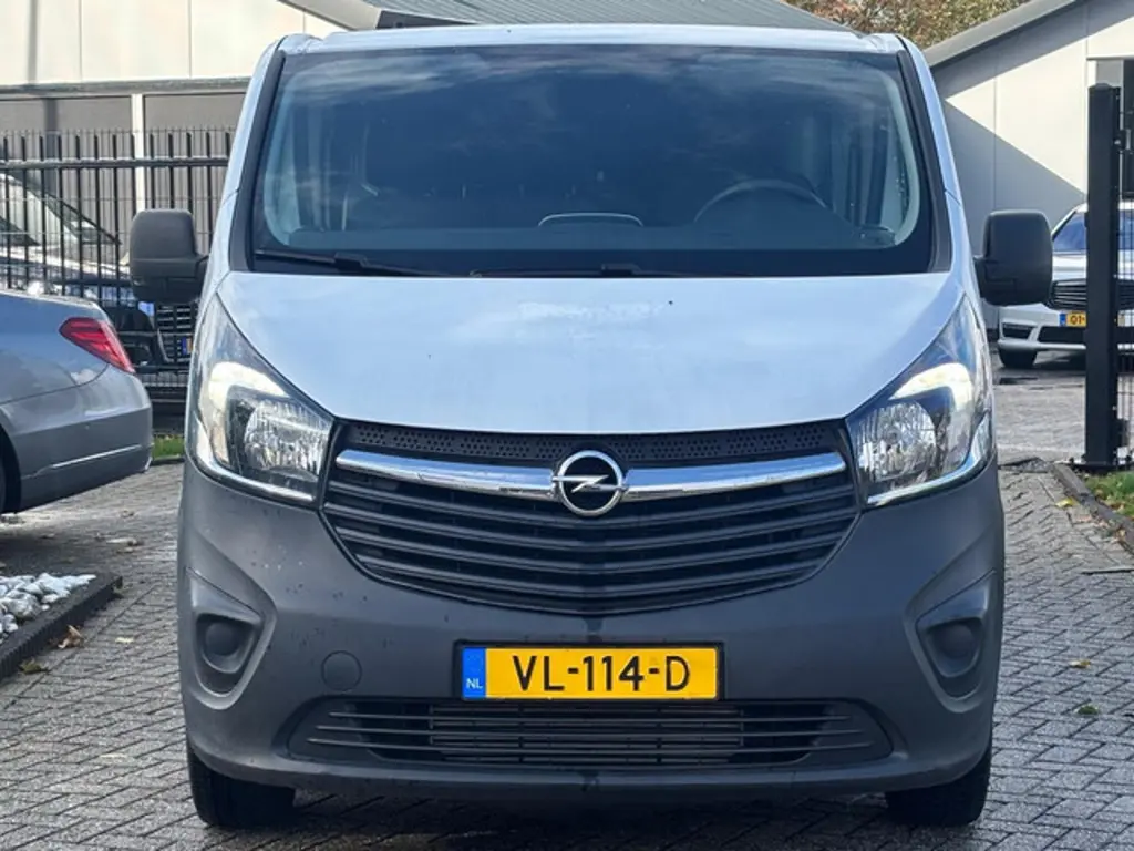 Opel Vivaro 2