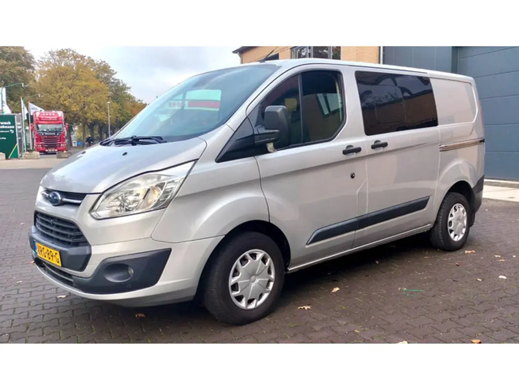 Ford Transit Custom 2