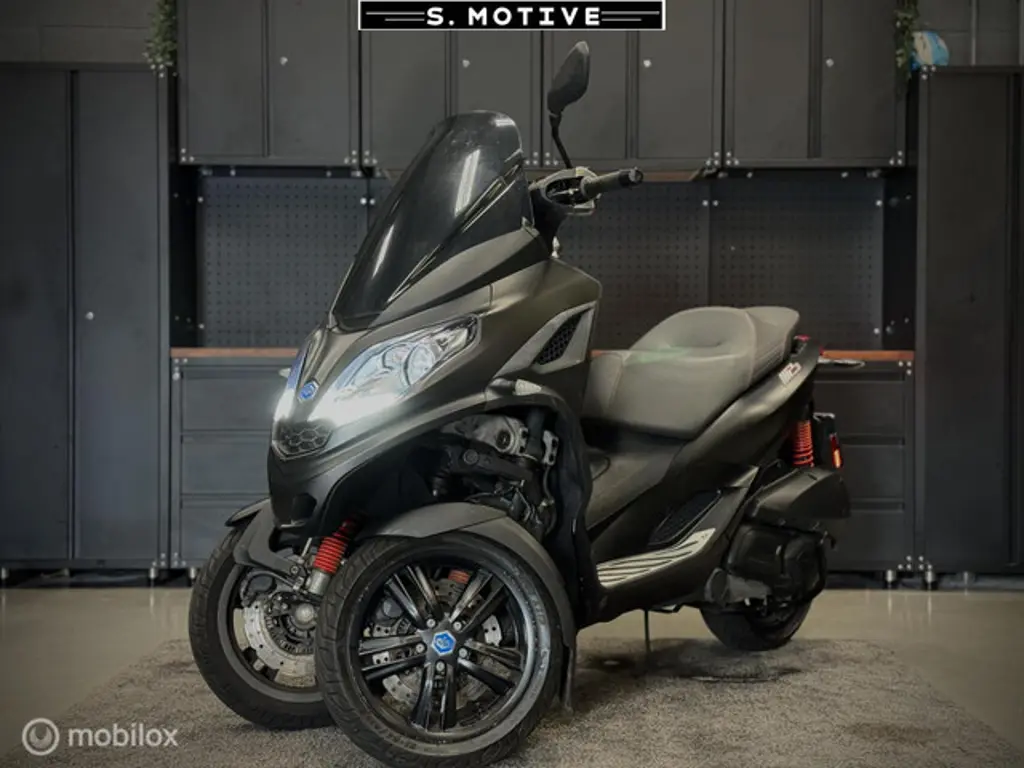 Piaggio MP3