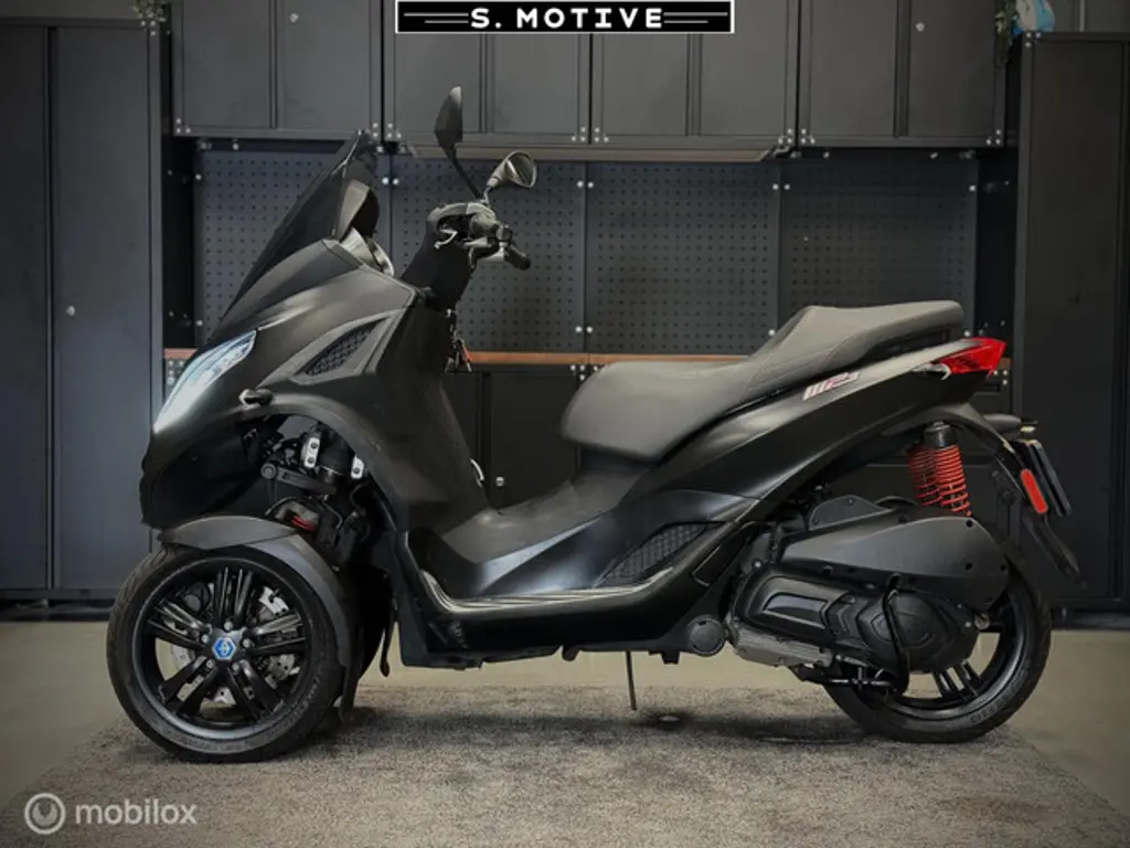 Piaggio MP3 2