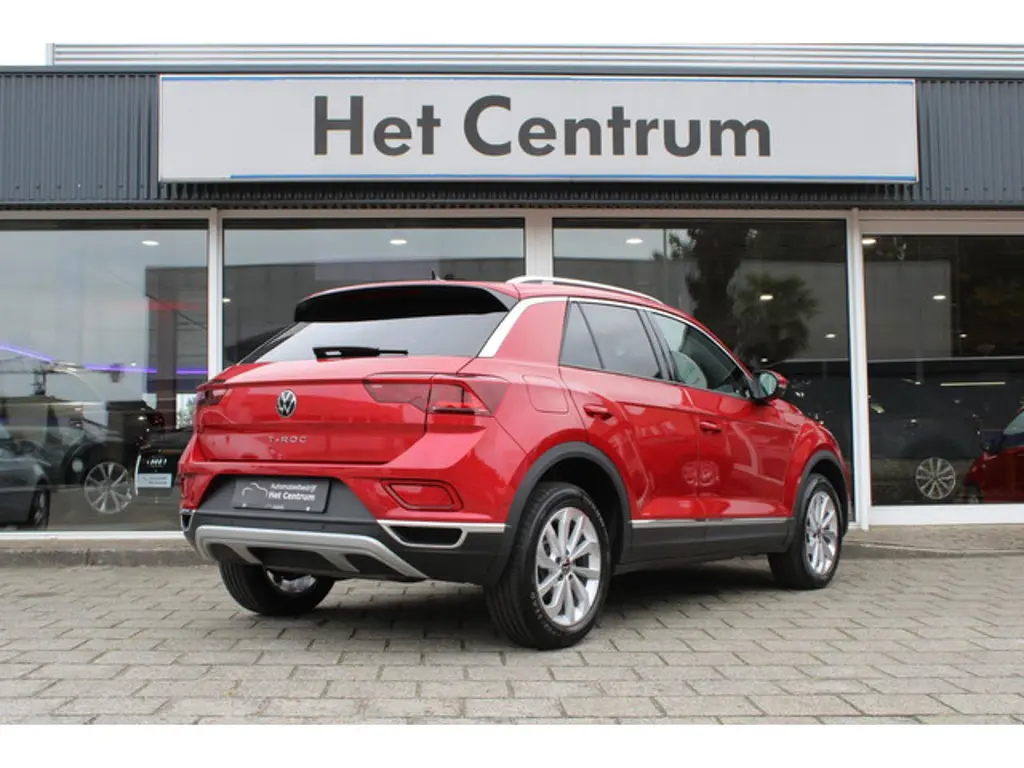 Volkswagen T-Roc 3