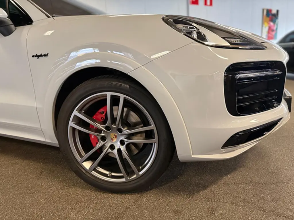 Porsche Cayenne 3