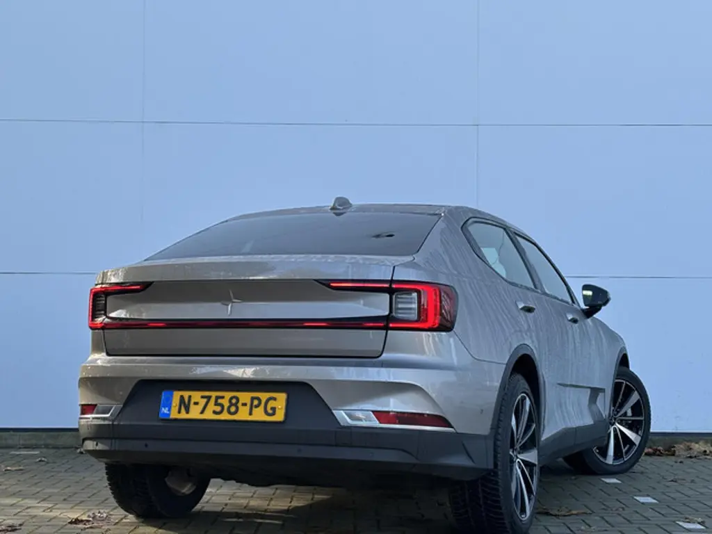 Polestar 2 2