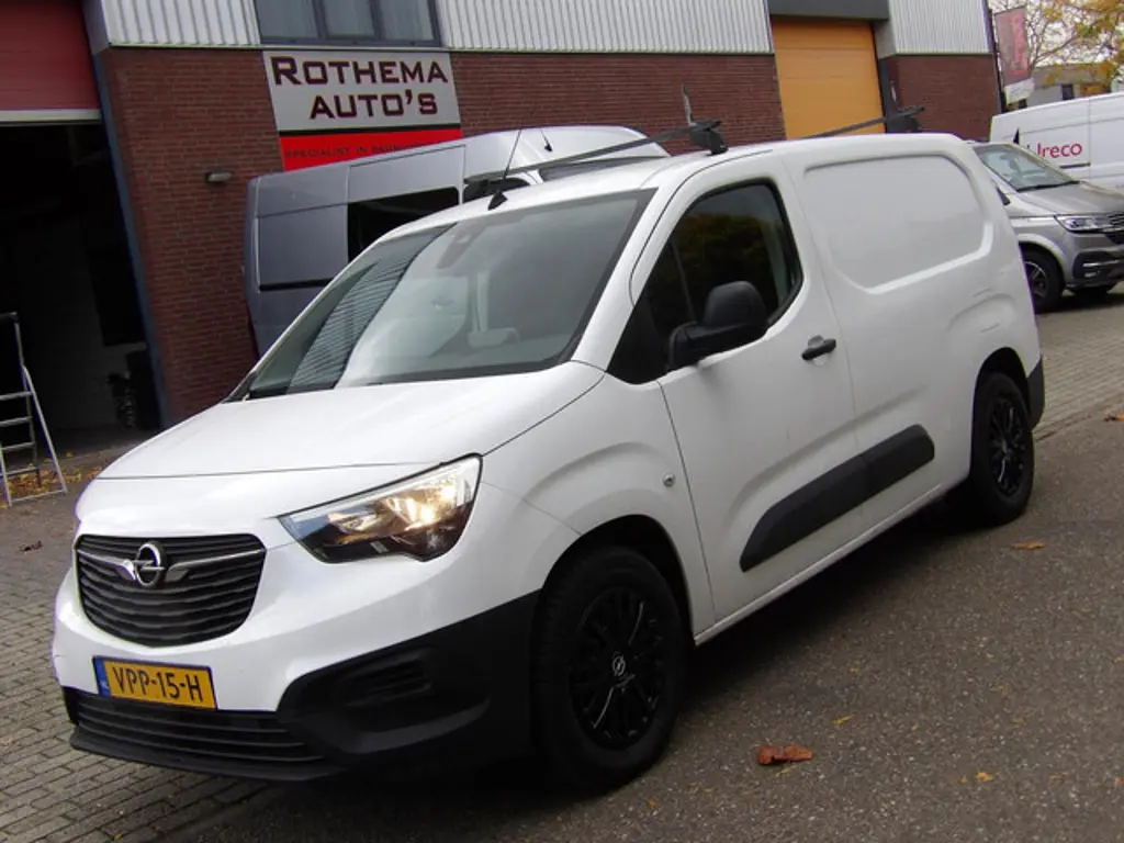 Opel Combo-e 2