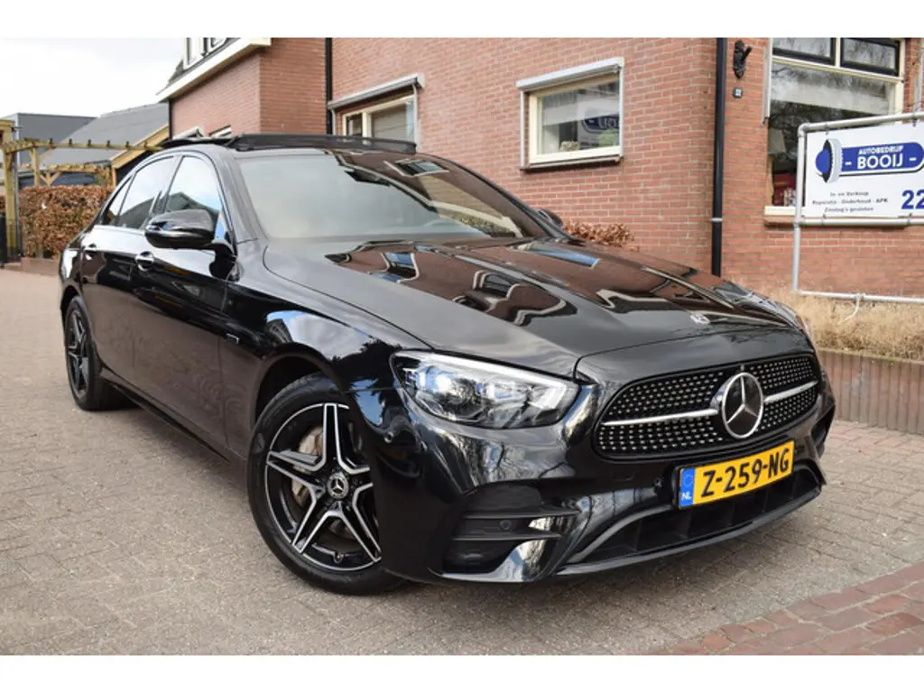 Mercedes-Benz E-Klasse 2