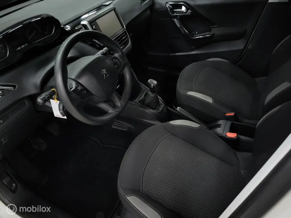 Peugeot 208 2