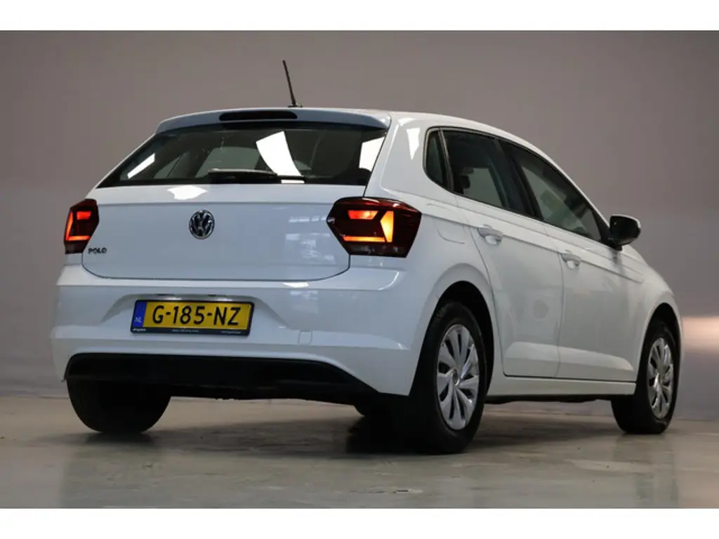 Volkswagen Polo 2