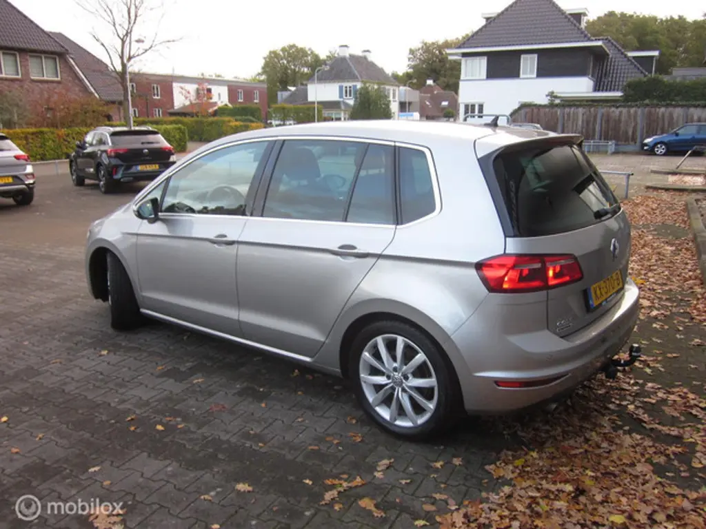 Volkswagen Golf Sportsvan 2