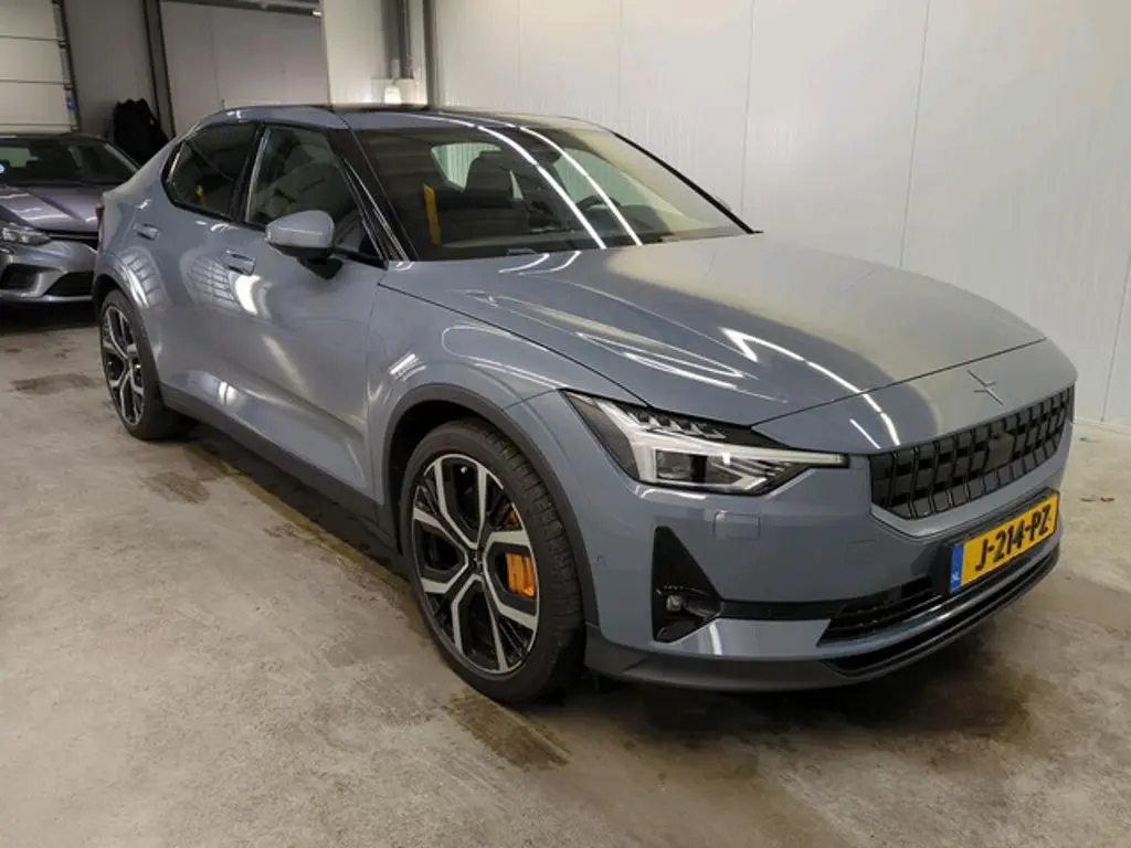 Polestar 2 3