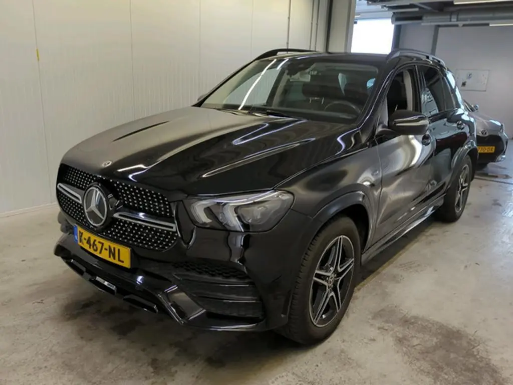 Mercedes-Benz GLE 2