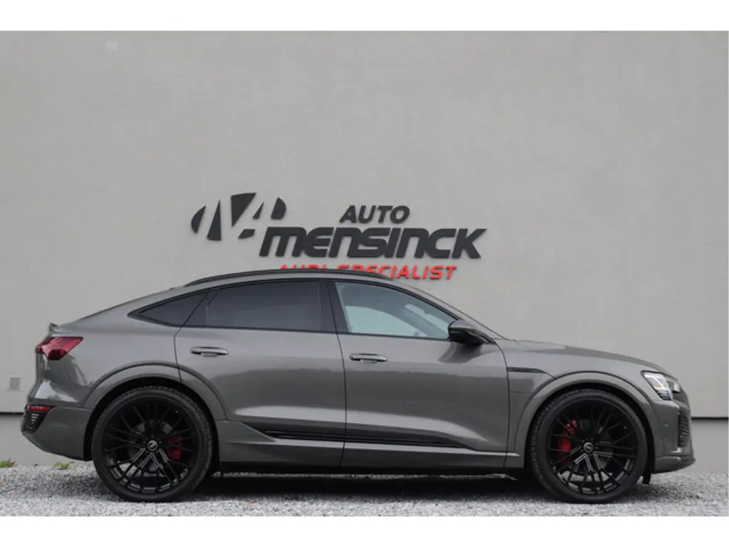 Audi Q8 Sportback e-tron 2