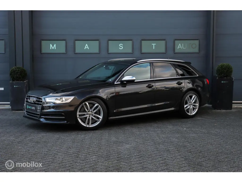 Audi S6