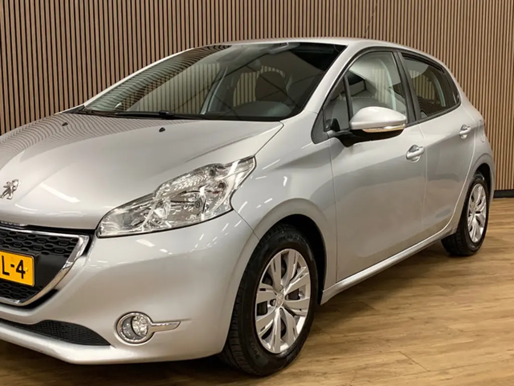 Peugeot 208 2