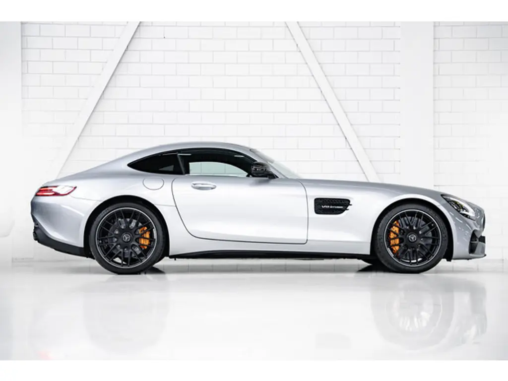 Mercedes-Benz AMG GT 2