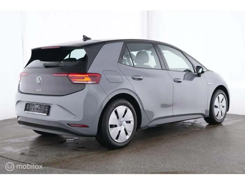 Volkswagen ID.3 3