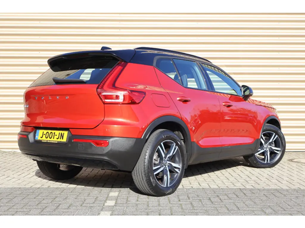 Volvo XC40 3