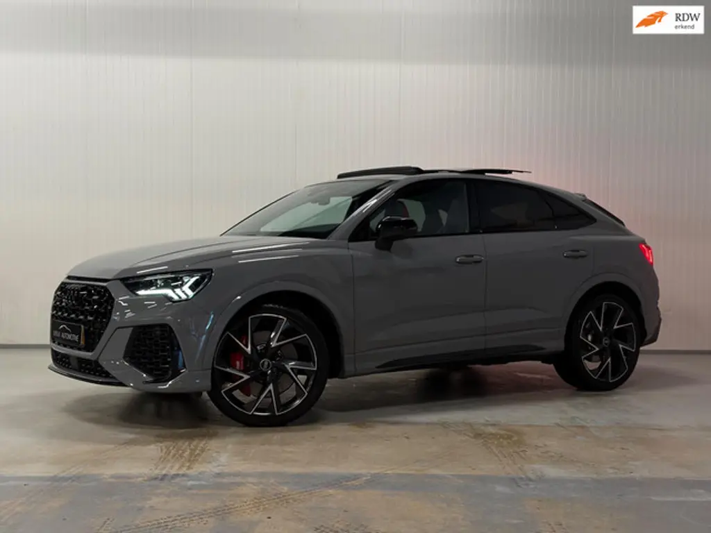 Audi RSQ3