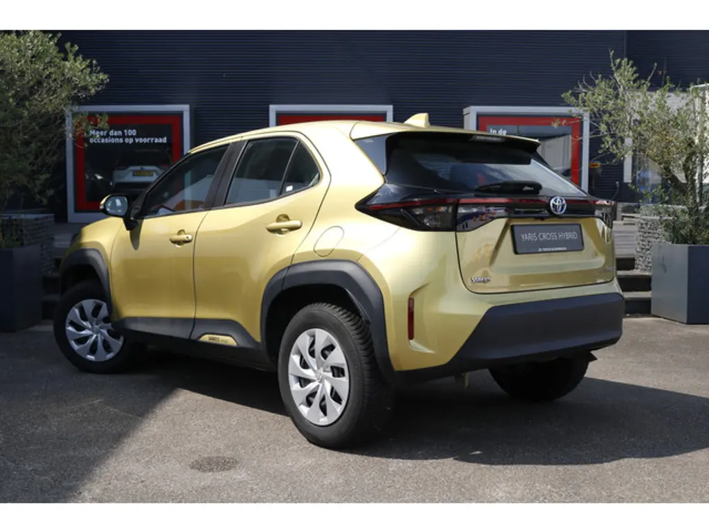 Toyota Yaris Cross 2