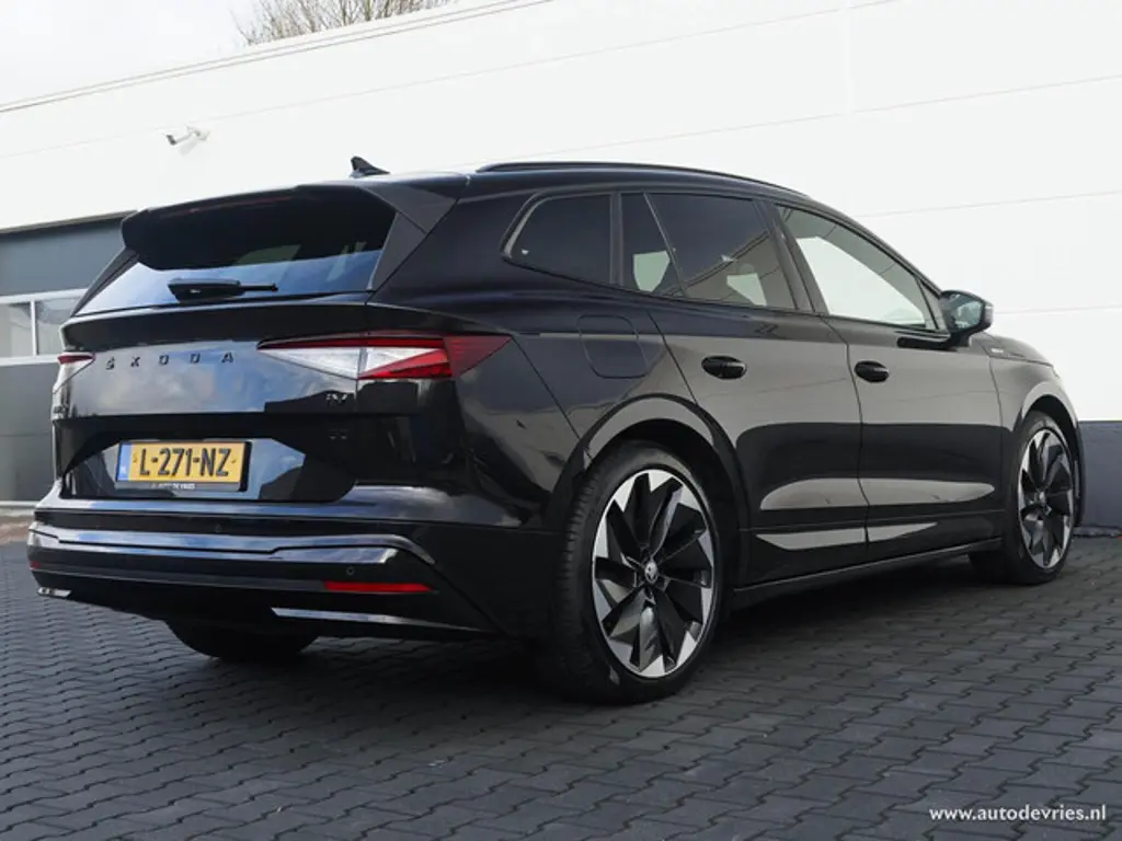Škoda Enyaq iV 3