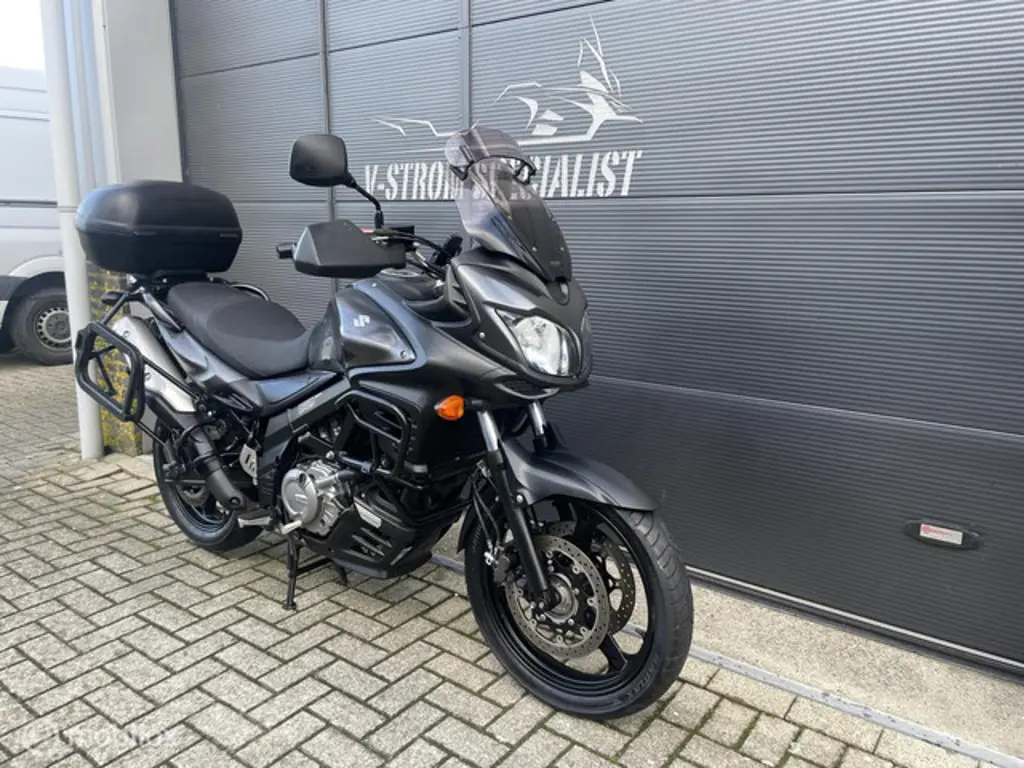 Suzuki V-Strom 2