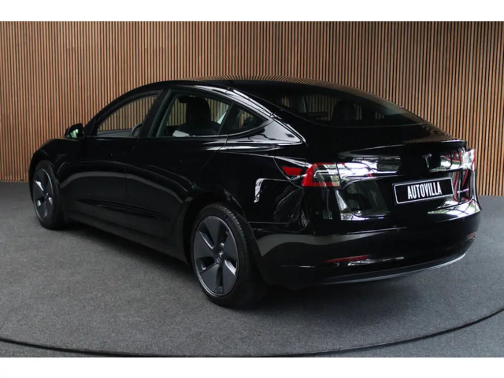 Tesla Model 3 3