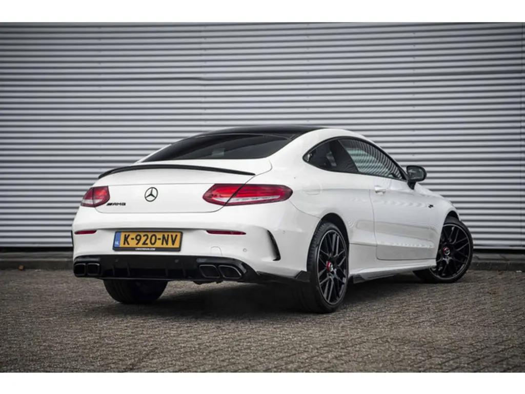 Mercedes-Benz C-Klasse 3