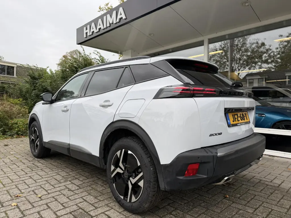 Peugeot 2008 3