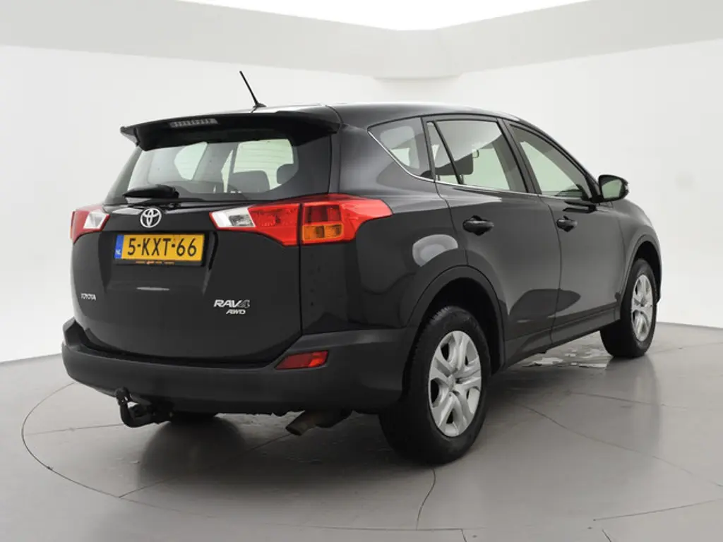Toyota RAV4 2