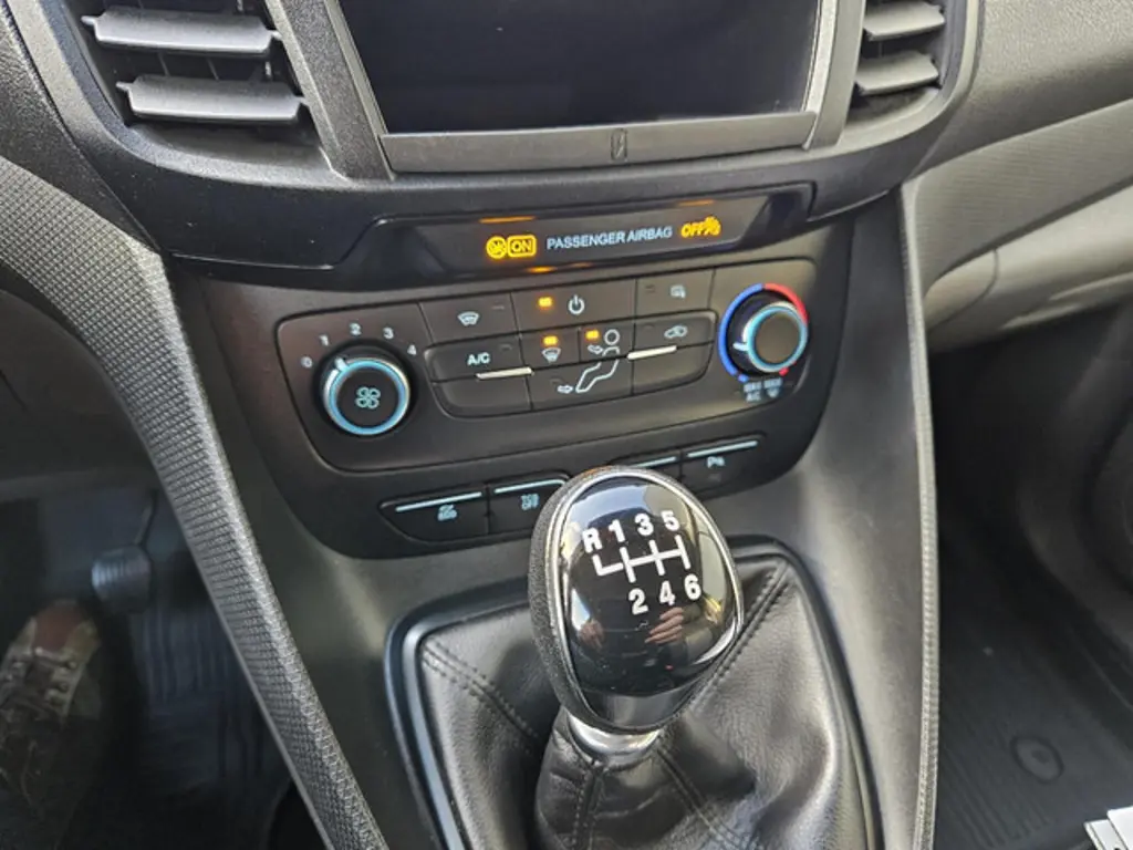 Ford Transit Connect 2