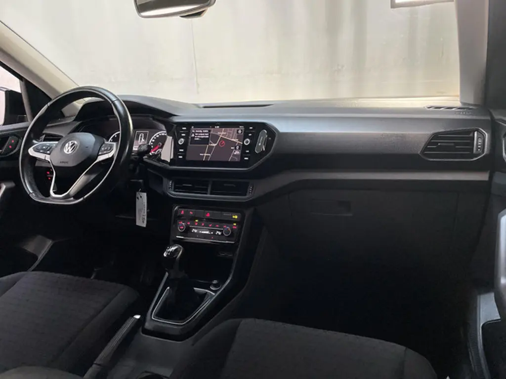 Volkswagen T-Cross 2