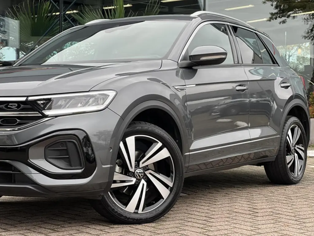 Volkswagen T-Roc 3