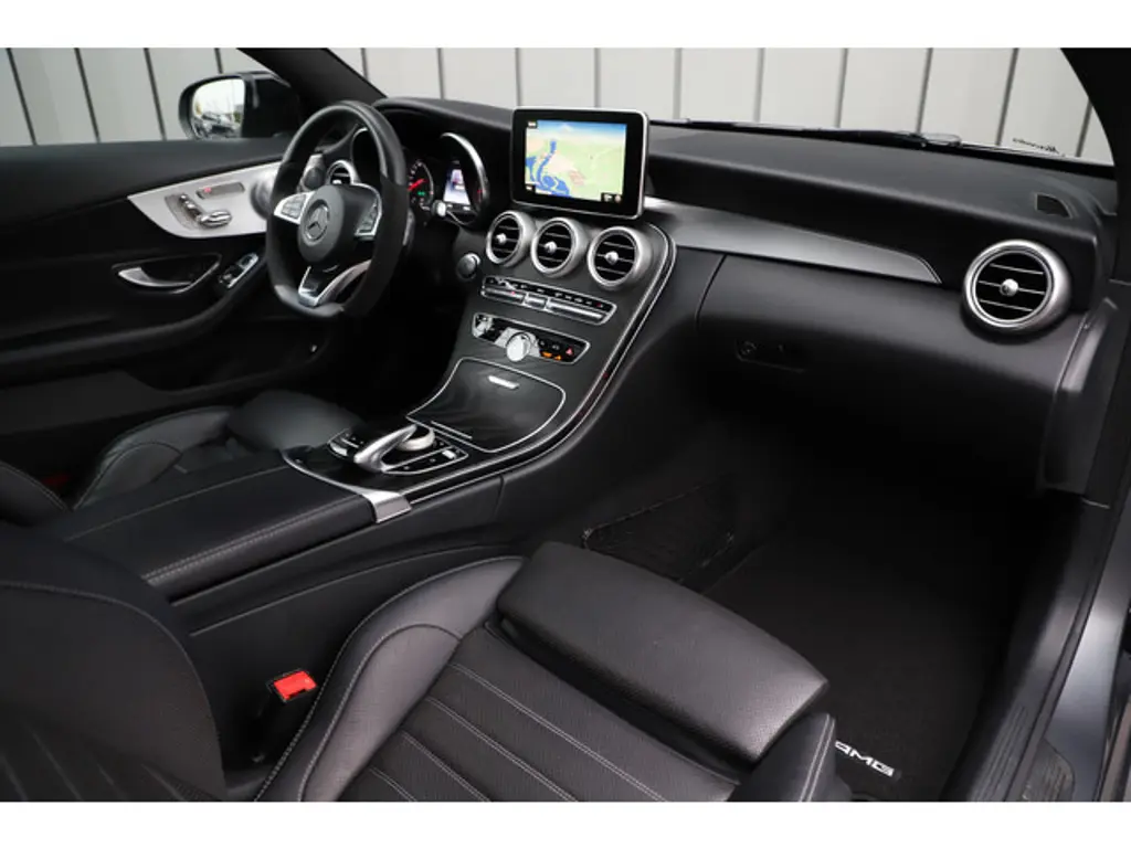 Mercedes-Benz C-Klasse 2