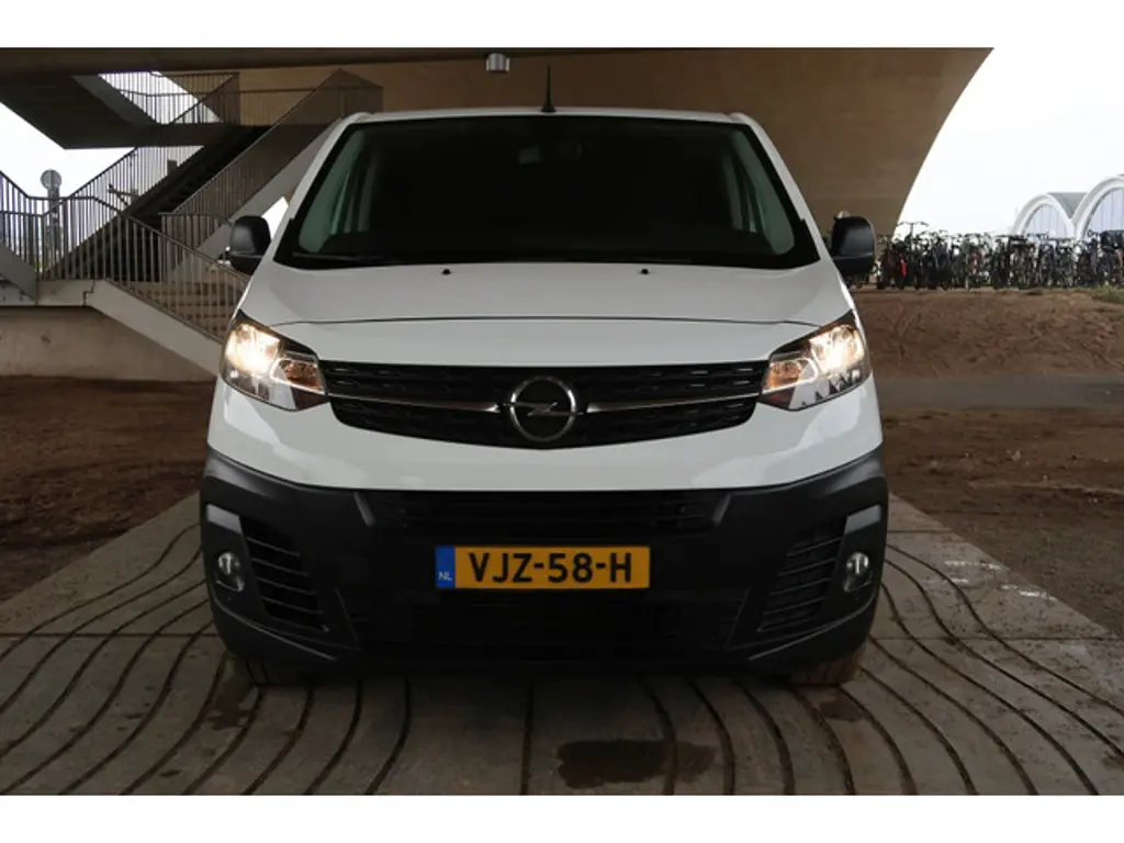 Opel Vivaro 2