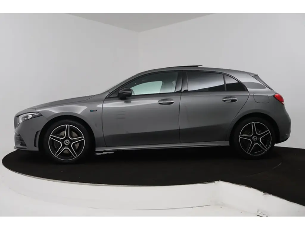 Mercedes-Benz A-Klasse 2