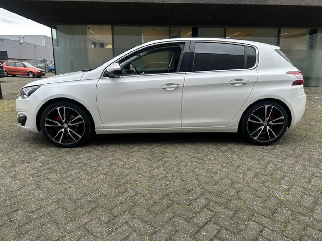 Peugeot 308 2