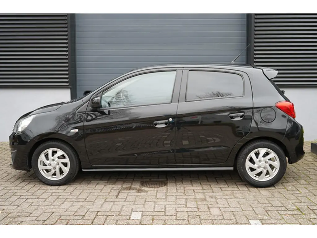 Mitsubishi Space Star 2