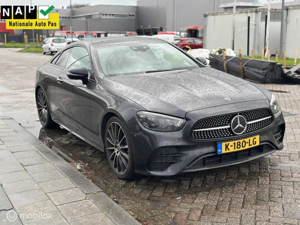 Mercedes-Benz E-Klasse 2