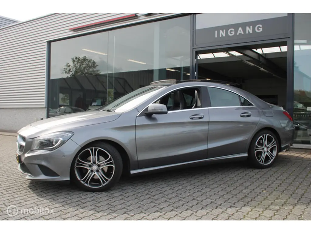Mercedes-Benz CLA 3