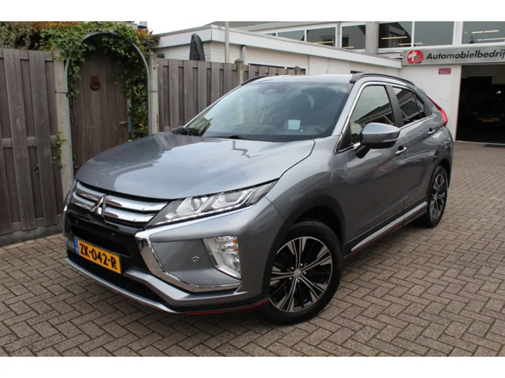 Mitsubishi Eclipse Cross 2