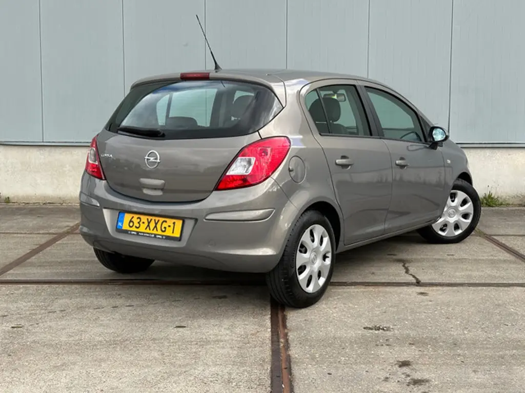 Opel Corsa 2