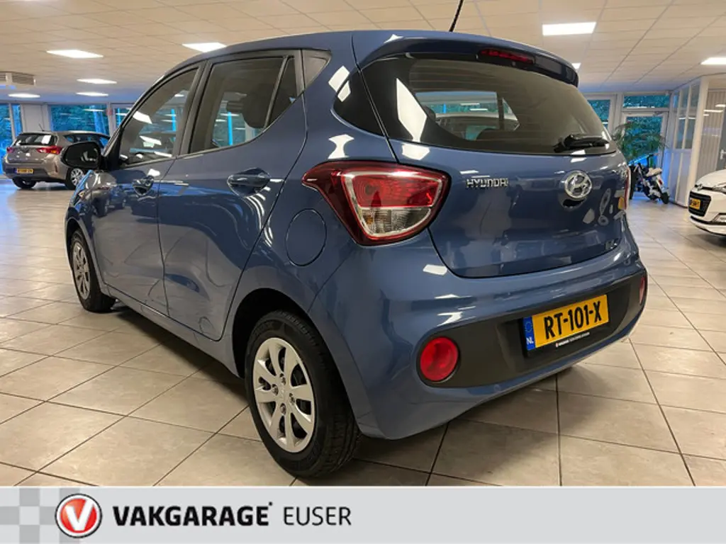 Hyundai i10 3