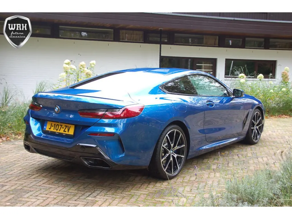BMW 8 Serie 2
