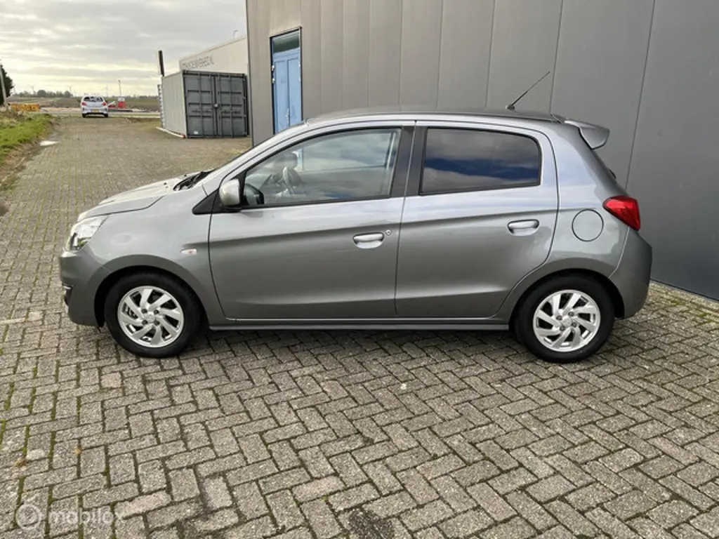 Mitsubishi Space Star 2