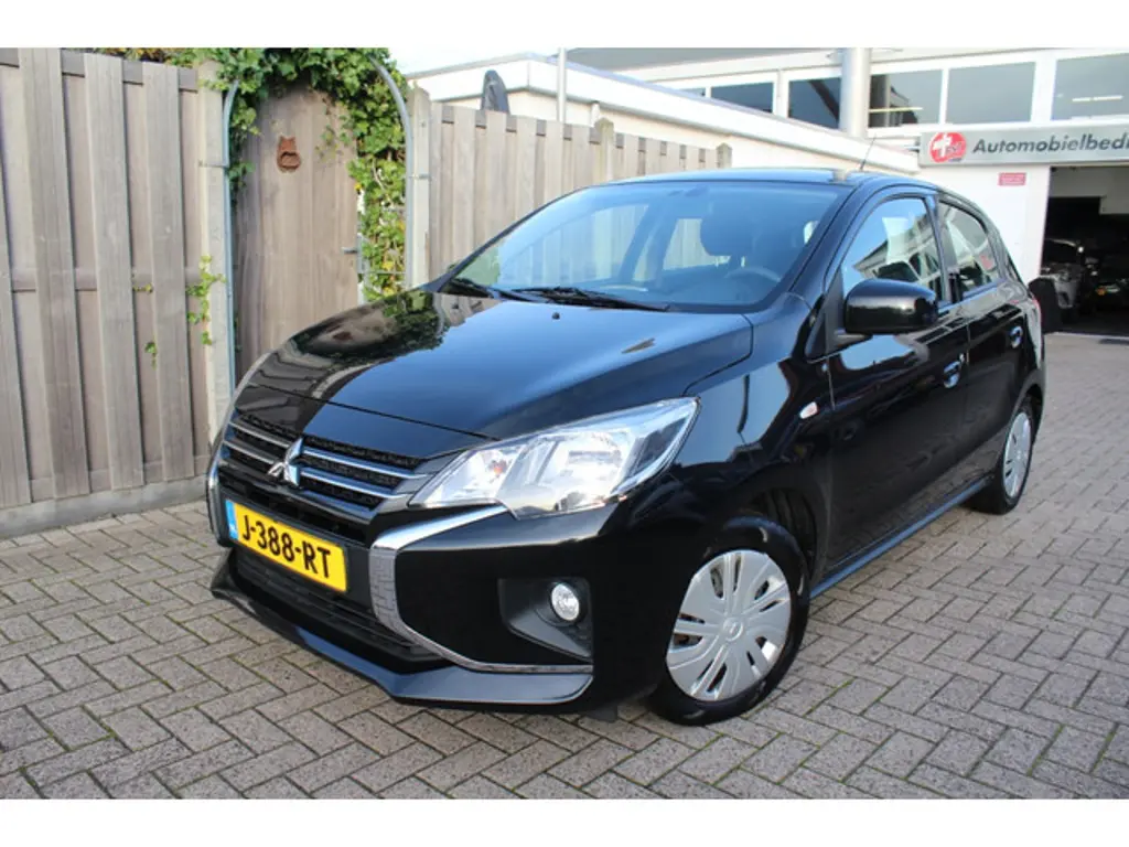 Mitsubishi Space Star 2