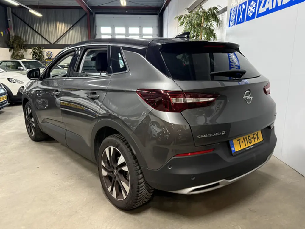 Opel Grandland X 2