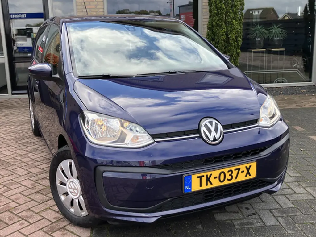 Volkswagen up! 3