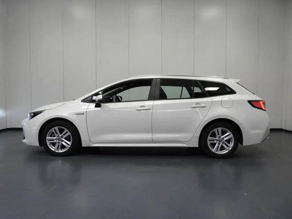 Toyota Corolla Touring Sports 2