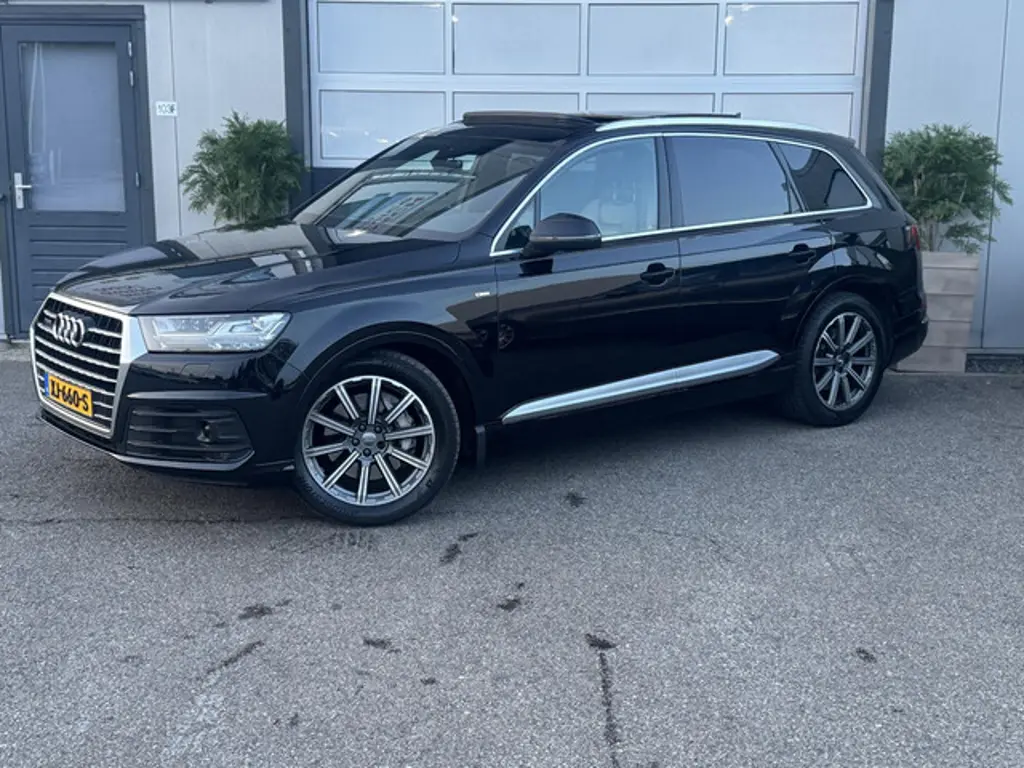 Audi Q7 2